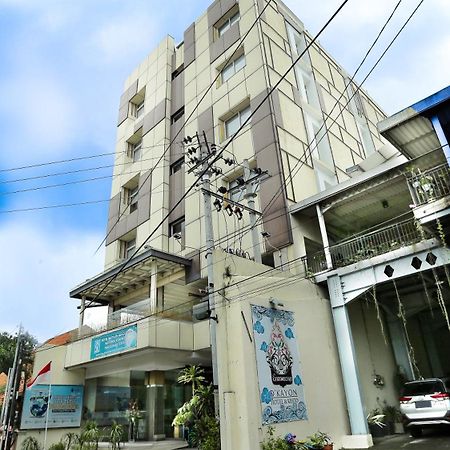 D'Kalpa Hotel Demangan 요그야카르타 외부 사진