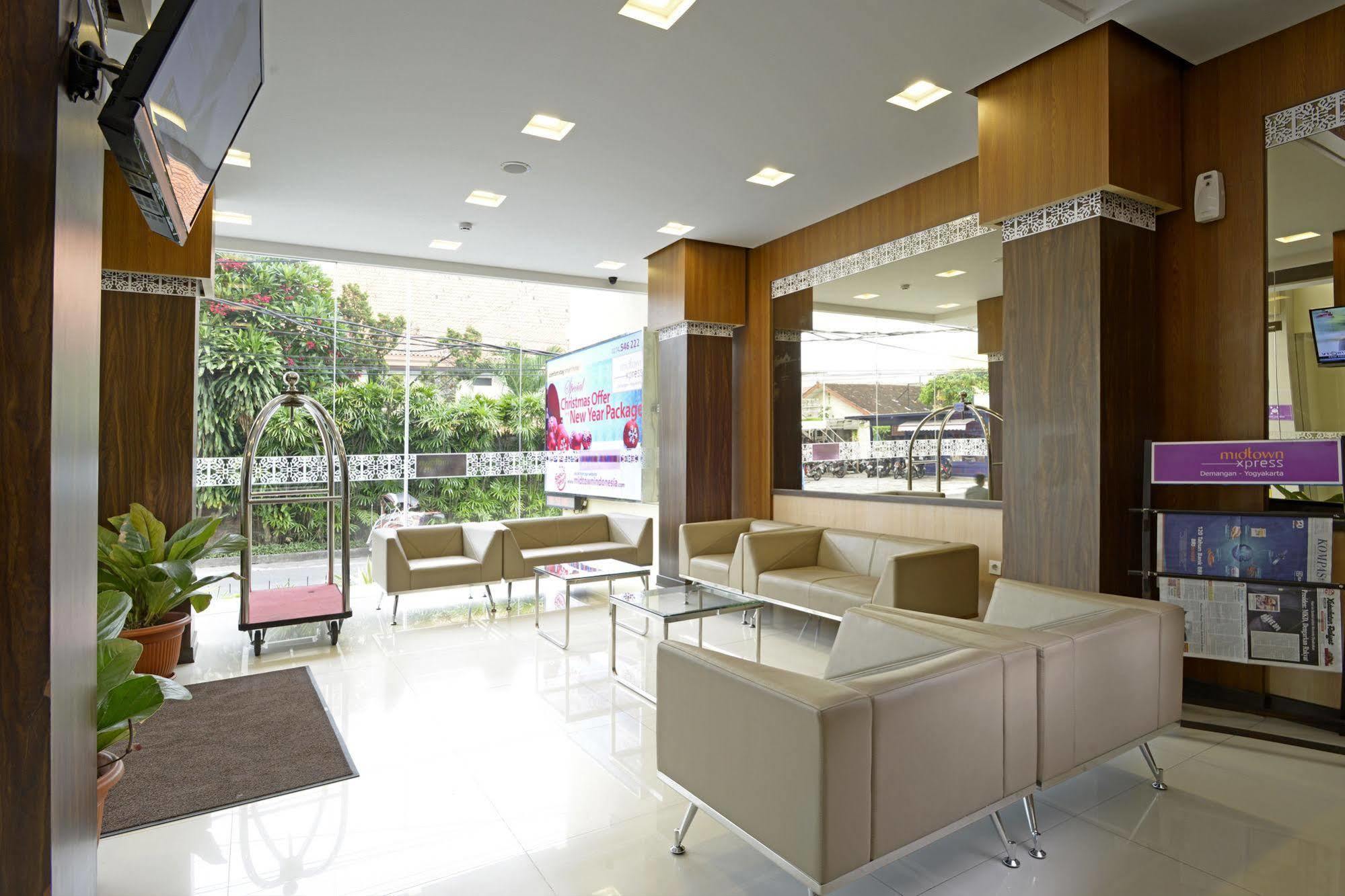 D'Kalpa Hotel Demangan 요그야카르타 외부 사진